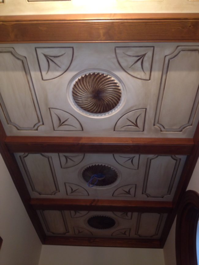 techo con pérgolas de madera