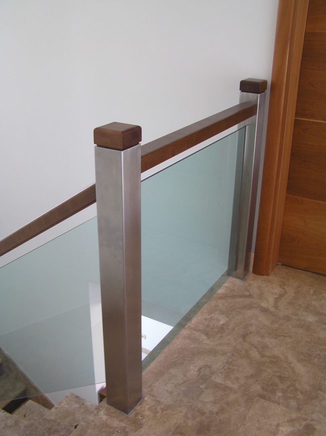 escaleras y pasamanos