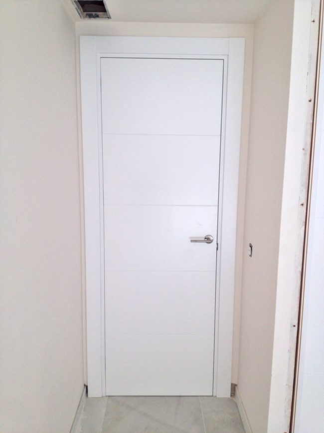 puerta de madera de entrada