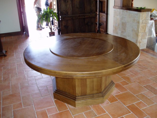 mesa de madera circular