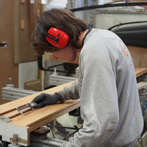 trabajando con madera